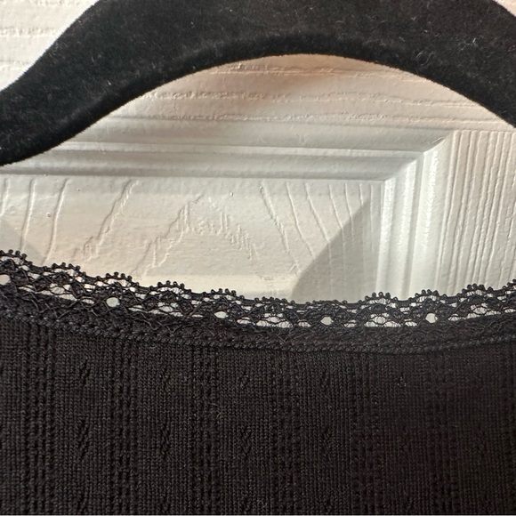 HM long sleeve lace trim top - Picture 4 of 6